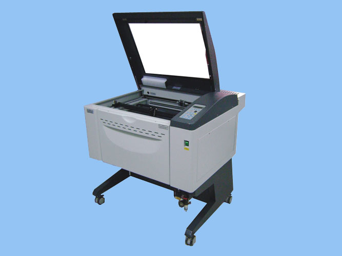 G890и